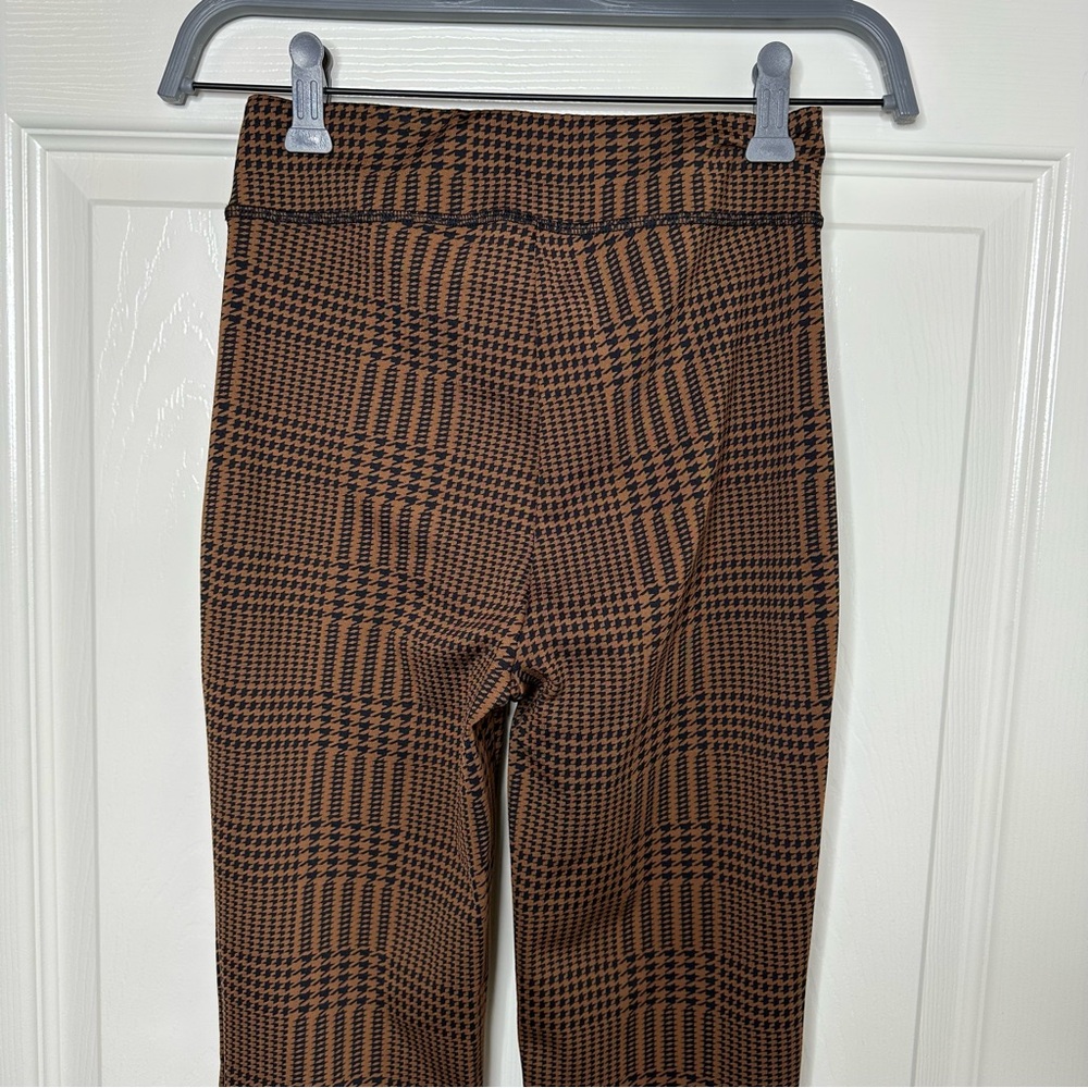 NWOT Jacquard High-Waist Glenplaid Flutter Leggings Cinnamon Brown/Black Size XS - Picture 13 of 16